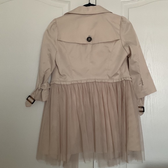 Trench coat with skirt - Picture 3 of 6